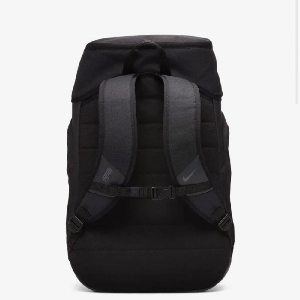 Nike Kyrie Irving Elite Basketball Backpack - Picture 4 of 6
